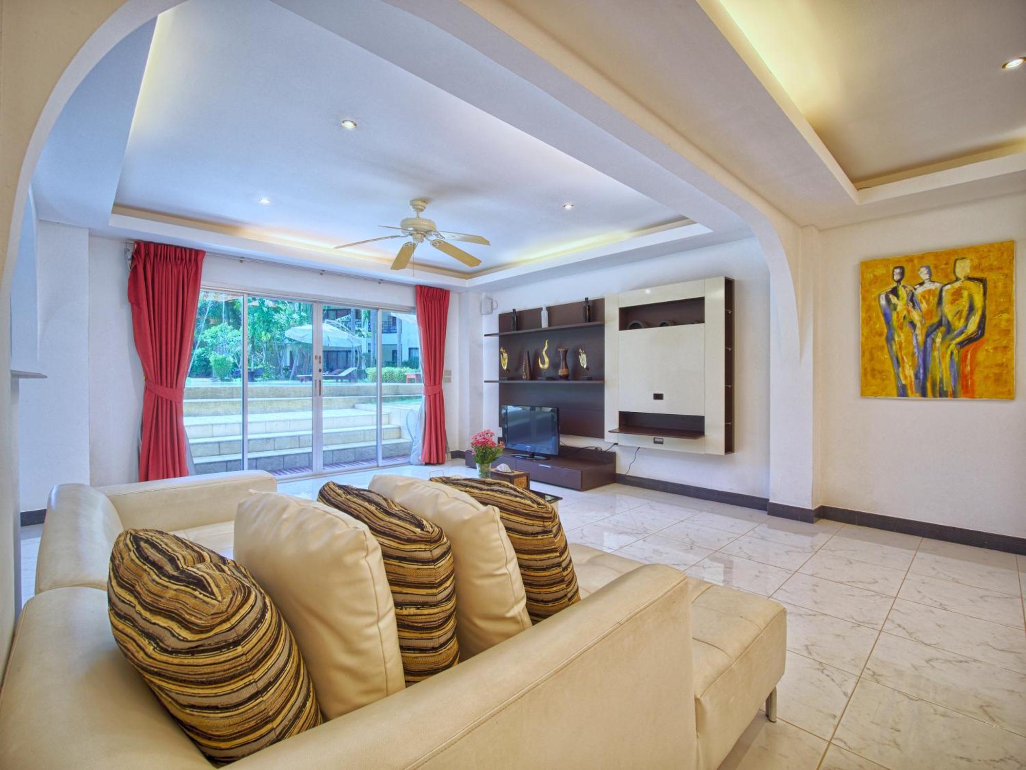 Serenity Lakeside Resort Kathu Exterior foto