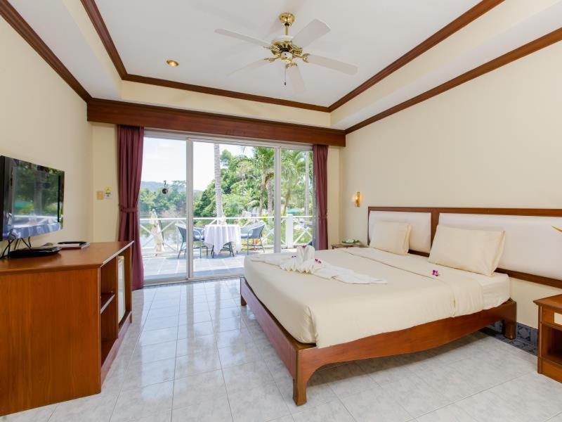 Serenity Lakeside Resort Kathu Exterior foto