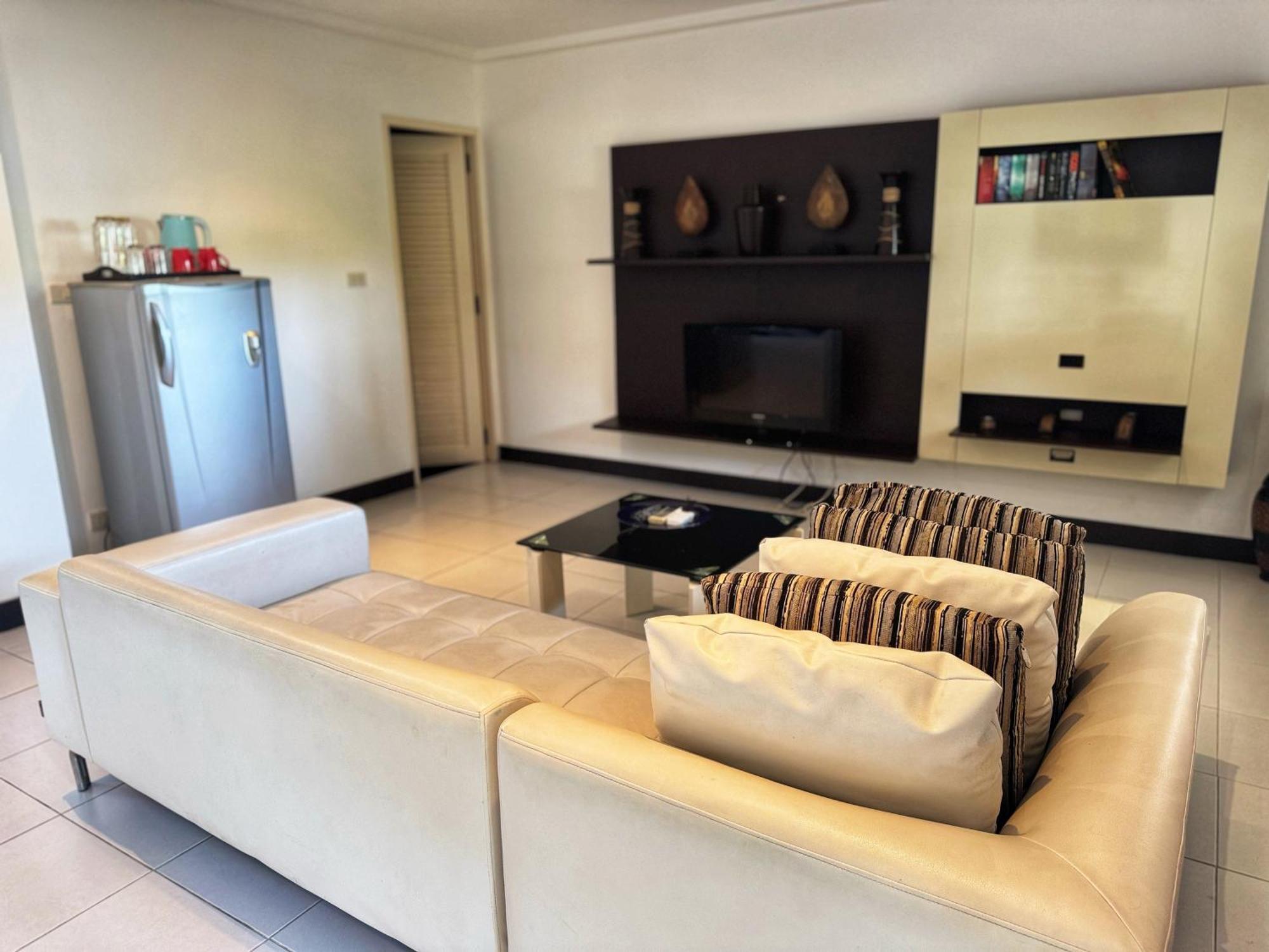 Serenity Lakeside Resort Kathu Exterior foto